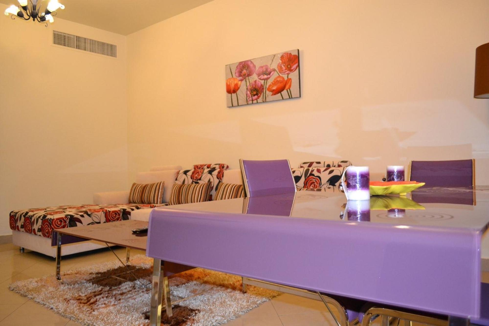Abu Dhabi Plaza Hotel Apartments Eksteriør billede