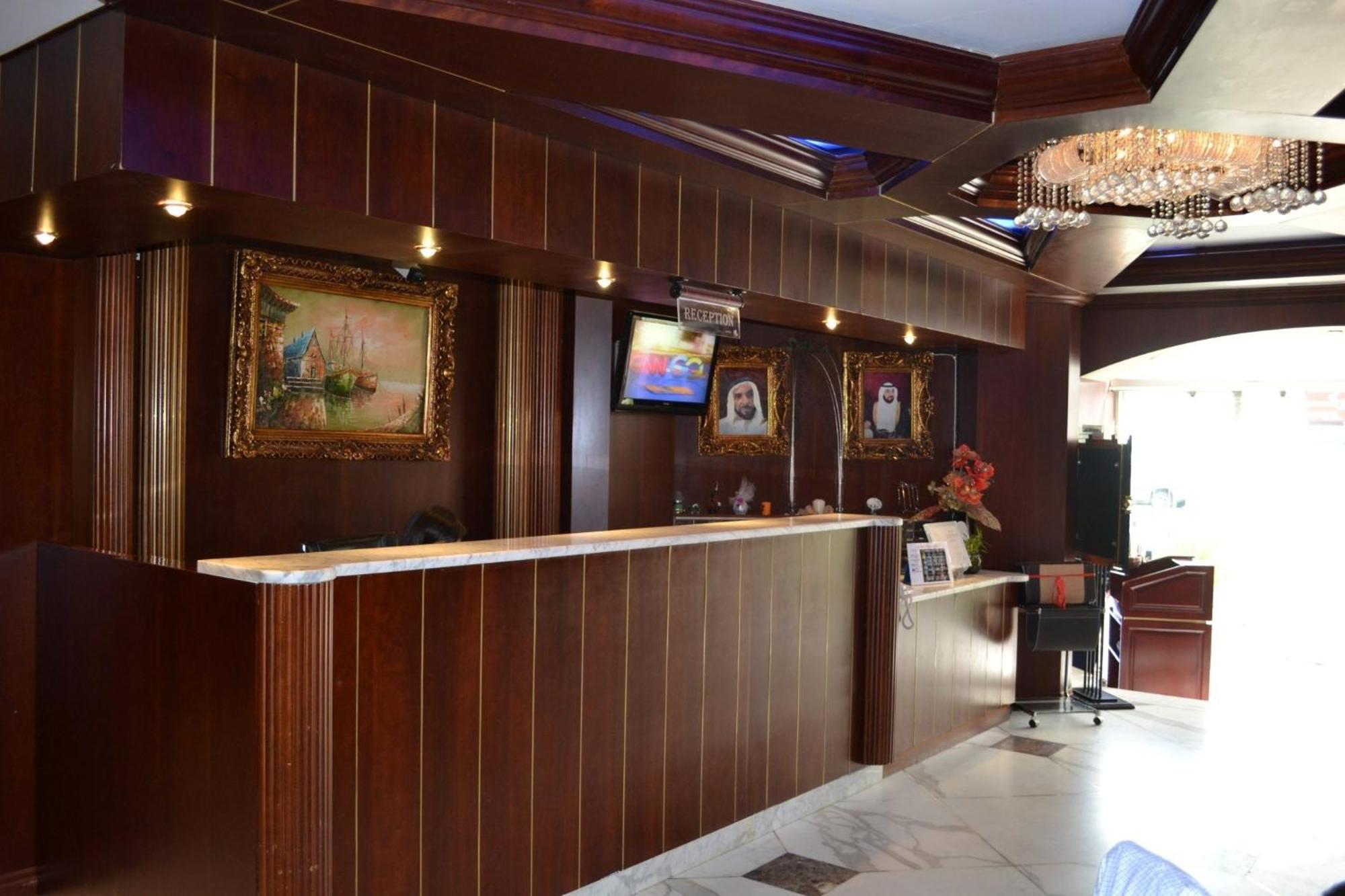 Abu Dhabi Plaza Hotel Apartments Eksteriør billede