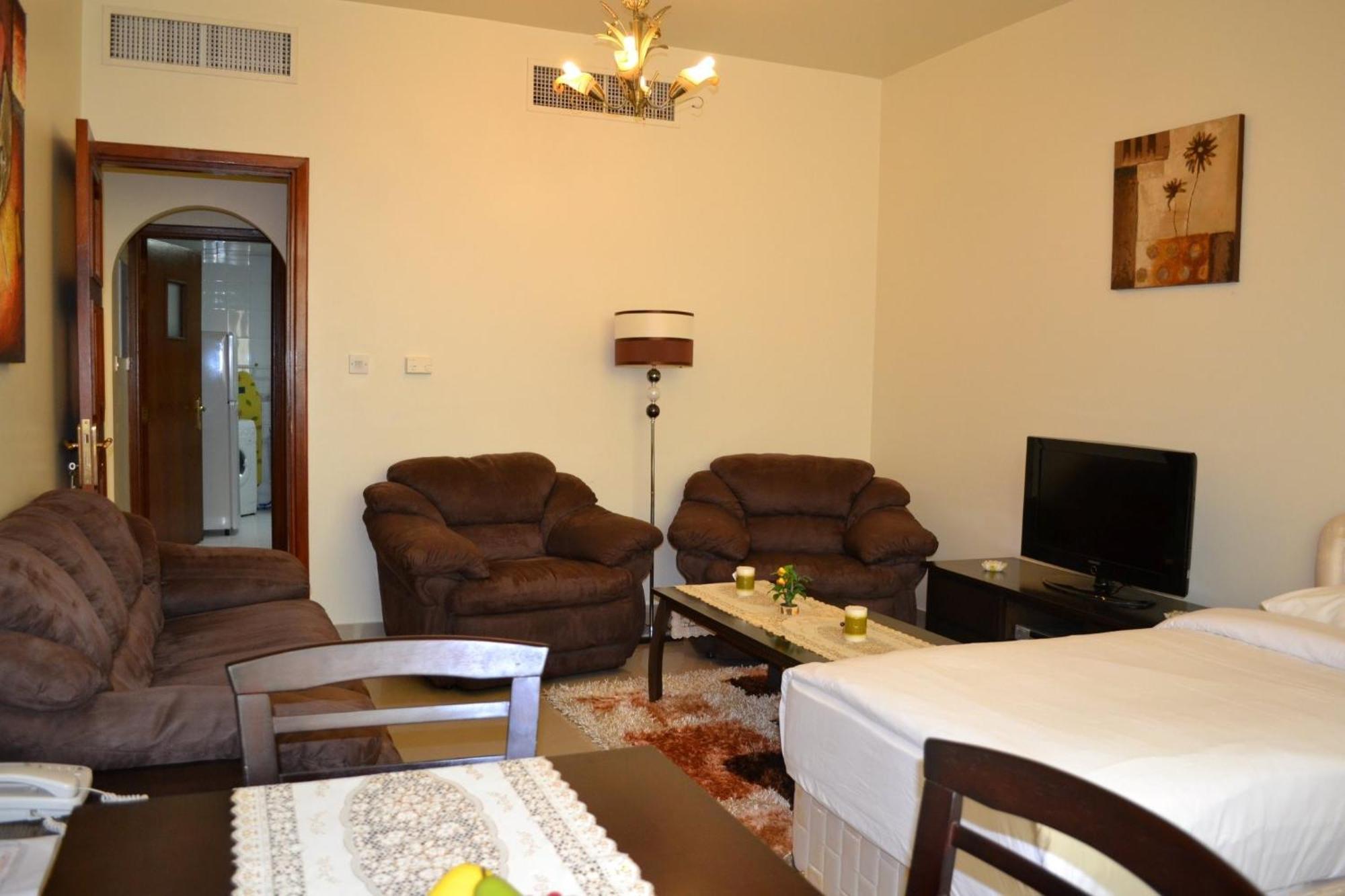 Abu Dhabi Plaza Hotel Apartments Eksteriør billede